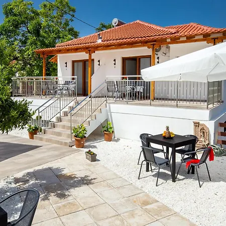 Maison Διαμέρισμα *