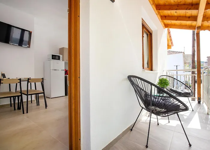 Maison *